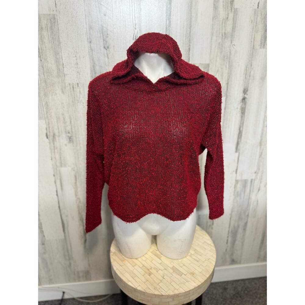 Ambiance Red cropped sweater size SMALL